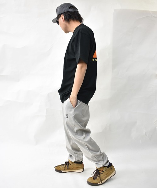 DOUBLE STEAL(ダブルスティール)の「トライアングル ロゴ Tシャツ(Tシャツ/カットソー・メンズ・ブラック/ホワイト/アッシュグレー・X-LARGE/MEDIUM/LARGE/XX-LARGE)」の10枚目の写真