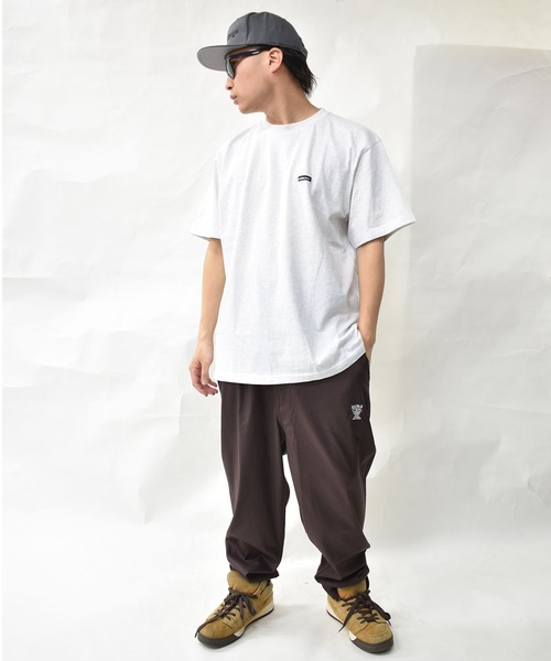 DOUBLE STEAL(ダブルスティール)の「トライアングル ロゴ Tシャツ(Tシャツ/カットソー・メンズ・ブラック/ホワイト/アッシュグレー・X-LARGE/MEDIUM/LARGE/XX-LARGE)」の17枚目の写真