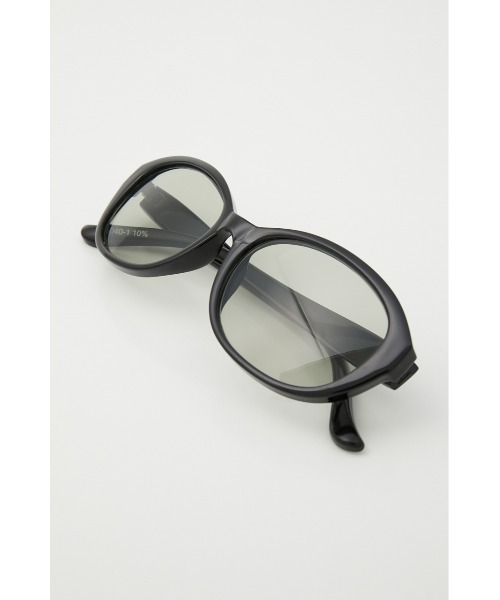 SLY（スライ）の「FLAT FRAME EYEWEAR フラットフレーム アイウェア サングラス UVカット99.9％ 紫外線カット 紫外線対策（サングラス・レディース・ブラック/マルチ・FREE）」の21枚目の写真