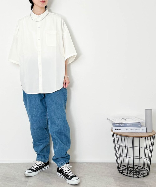 Ritzy（リッツィー）の「ポリエステル 無地バンドカラーBIGシャツ（シャツ/ブラウス・メンズ・ブラック/サックスブルー系/ホワイト/グレイッシュベージュ/グリーン/モカ・X-LARGE/MEDIUM/LARGE）」の7枚目の写真