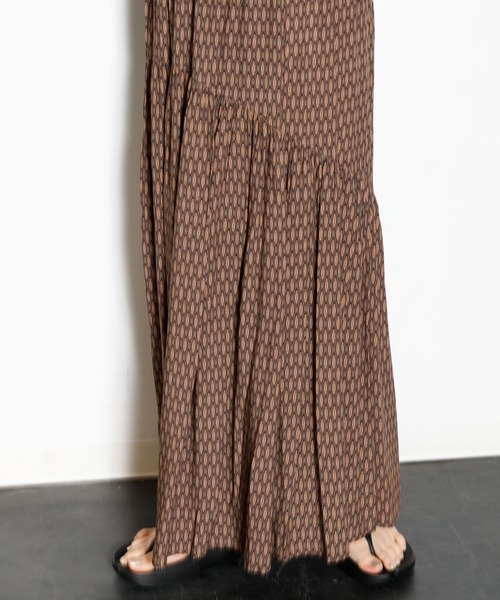 AMERICAN RAG CIE（アメリカンラグシー）の「小紋プリントギャザースカート（スカート・レディース・グリーン/ブラウン・FREE）」の7枚目の写真