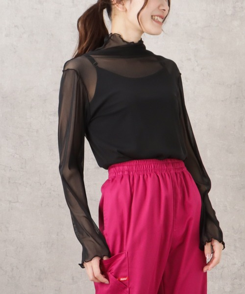 NAVY(ネイビー)の「シアーメロウトップス+キャミソール セット アンサンブル(シャツ/ブラウス・レディース・ベージュ/ブラック/ホワイト・フリー)」の1枚目の写真