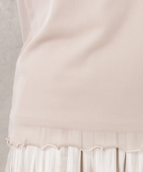 NAVY(ネイビー)の「シアーメロウトップス+キャミソール セット アンサンブル(シャツ/ブラウス・レディース・ベージュ/ブラック/ホワイト・フリー)」の8枚目の写真