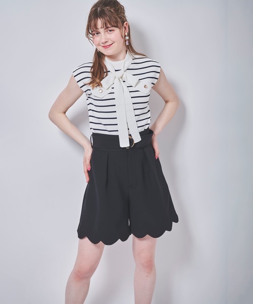 31 Sons de mode（トランテアン　ソン　ドゥ　モード）の「スカラップキュロットパンツ（その他パンツ・レディース・ブラック/ピンク・36/38）」の2枚目の写真