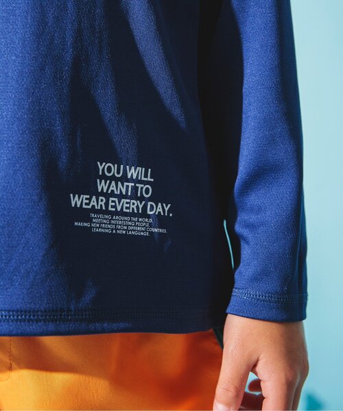 BREEZE（ブリーズ）の「【UVカット水着】長袖かぶりラッシュガード（ラッシュガード・キッズ・ネイビー/レインボー/グレー・110/120/130/90/100/80/140）」の9枚目の写真