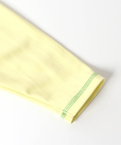 BREEZE（ブリーズ）の「【UVカット水着】長袖かぶりラッシュガード（ラッシュガード・キッズ・ネイビー/レインボー/グレー・110/120/130/90/100/80/140）」の18枚目の写真