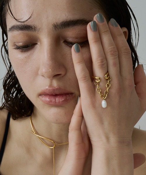 loni（ロニ）の「【金属アレルギー対応】Ivy pearl chain ring/2WAYパールチェーンイヤーカフリング/片耳用（リング・レディース・シルバー/ゴールド・#13/#11）」の21枚目の写真