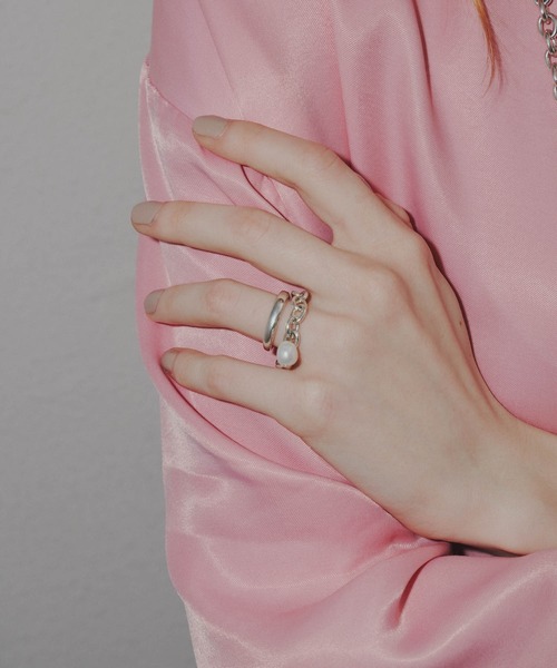 loni（ロニ）の「【金属アレルギー対応】Ivy pearl chain ring/2WAYパールチェーンイヤーカフリング/片耳用（リング・レディース・シルバー/ゴールド・#13/#11）」の9枚目の写真