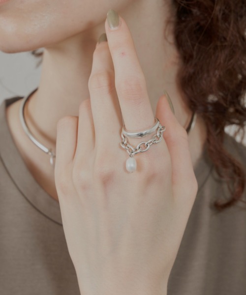 loni（ロニ）の「【金属アレルギー対応】Ivy pearl chain ring/2WAYパールチェーンイヤーカフリング/片耳用（リング・レディース・シルバー/ゴールド・#13/#11）」の10枚目の写真