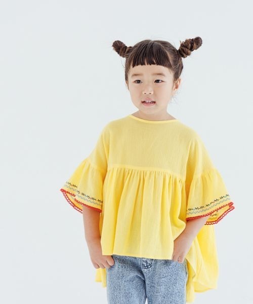 LOWRYS FARM（ローリーズファーム）の「ヨウリュウシシュウブラウス　906592（シャツ/ブラウス・キッズ・ブラック/ホワイト/イエロー・110cm/120cm/130cm/140cm/150cm）」の16枚目の写真