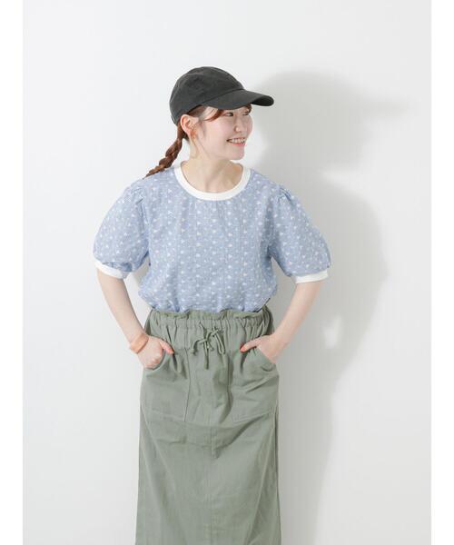 ehka sopo（エヘカソポ）の「チェック花刺繍プルオーバー（シャツ/ブラウス・レディース・サックスブルー/ベージュ/レッド/ブラック・F）」の19枚目の写真