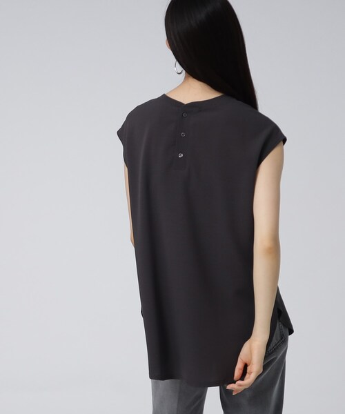 GALLEST（ギャレスト）の「【洗える】ジョーゼットロゴトップス（Tシャツ/カットソー・レディース・チャコールグレー/ホワイト系・38）」の9枚目の写真
