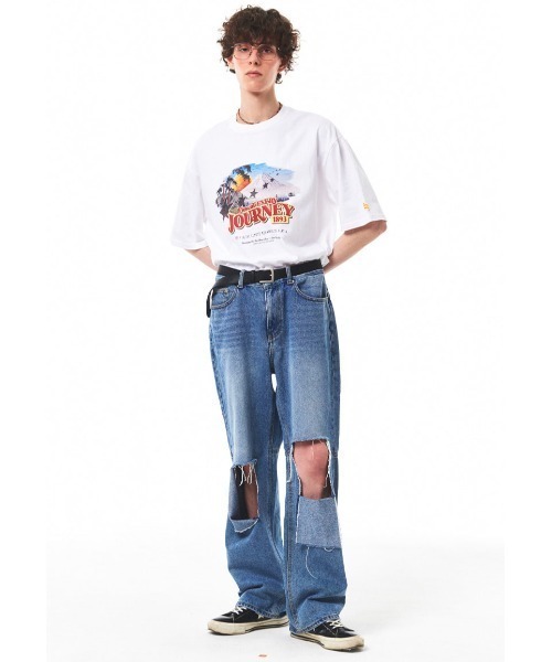 tシャツ A'GEM/9 × .kom「MAIN BOOTH/メインブース」Cinema T-Shirt/シネマ半袖カットソー レディース メンズ A'gem 9（エージェムナイン）の「A'GEM/9 × .kom『MAIN BOOTH