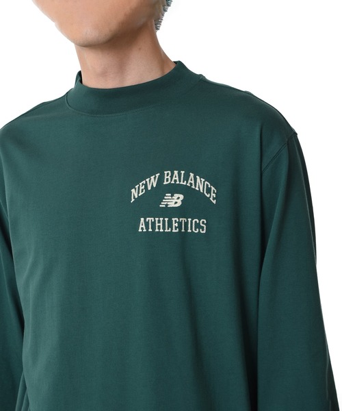 NEW BALANCE(ニューバランス)の「Athletics Varsity モックネック ロングスリーブTシャツ(Tシャツ/カットソー・メンズ・グリーン/ライトグレー・MEDIUM/LARGE/XX-LARGE/X-LARGE/SMALL)」の11枚目の写真
