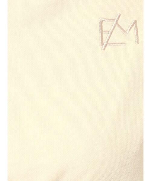 EATME（イートミー）の「ロゴ刺繍ハイネックTOP（Tシャツ/カットソー・レディース・アイボリー/グリーン/ブラック・FREE）」の4枚目の写真