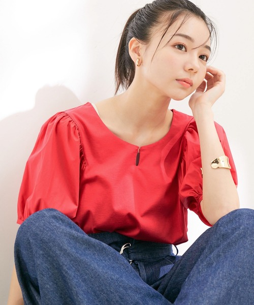 VIS(ビス)の「【接触冷感・洗える】【前後2WAY】異素材ボリュームスリーブカットソー(Tシャツ/カットソー・レディース・ブラック/ホワイト/グリーン/レッド系その他2・FREE)」の6枚目の写真