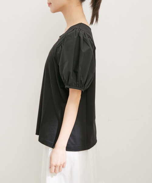 VIS(ビス)の「【接触冷感・洗える】【前後2WAY】異素材ボリュームスリーブカットソー(Tシャツ/カットソー・レディース・ブラック/ホワイト/グリーン/レッド系その他2・FREE)」の17枚目の写真