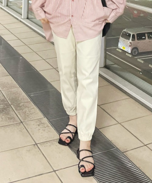 RODEO CROWNS WIDE BOWL（ロデオクラウンズワイドボウル）の「DREAMSTRETCH EASYJOGPANTS（その他パンツ・レディース・カーキ/アイボリー/ブラック/オレンジ・SMALL/MEDIUM）」の2枚目の写真