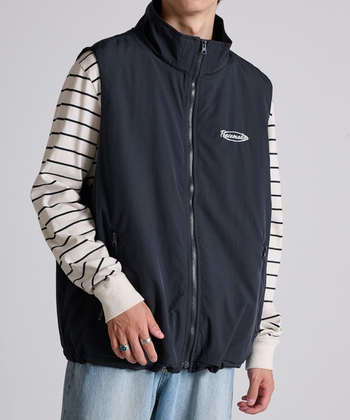 Anchor Smith(アンカー スミス)の「ビッグシルエットスタンドネック中綿ベスト(ベスト・メンズ・ネイビー/ブラック/グレー・M/L)」の3枚目の写真