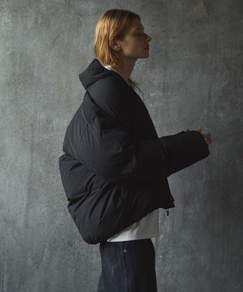 CIASENSE（シアセンス）の「Double zip volume high neck Padded