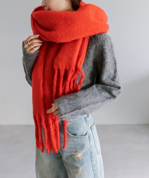 mystic（ミスティック）の「【5色展開】起毛ストール（マフラー・レディース・グリーン/レッド/グレー/アイボリー/ブラック・ONE SIZE）」の11枚目の写真