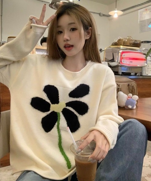 DIAVEL（ディアベル）の「花柄ジャカードニットプルオーバー（ニット