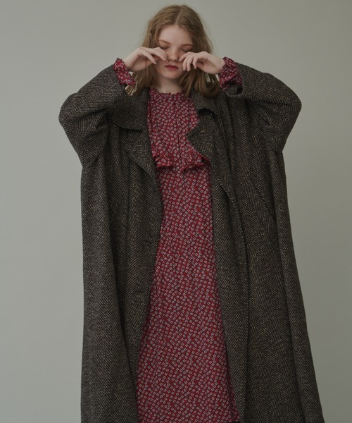 Libra Cue(リブラ キュー)の「ケープフリルワンピース(ワンピース・レディース・ブラック/レッド・FREE)」の18枚目の写真