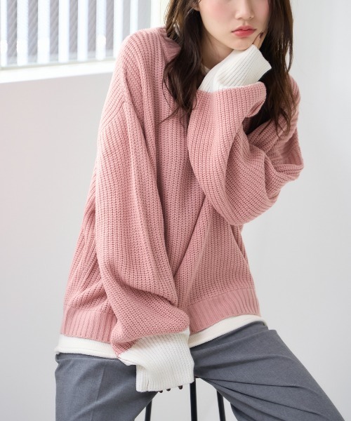 TRIANGLE PALETTE(トライアングルパレット)の「レイヤード風オーバーサイズ ニットプルオーバー(ニット/セーター・レディース・ブラウン/ブルー/ブラック/イエロー/グレイッシュベージュ/ピンク/サックスブルー・FREE)」の7枚目の写真