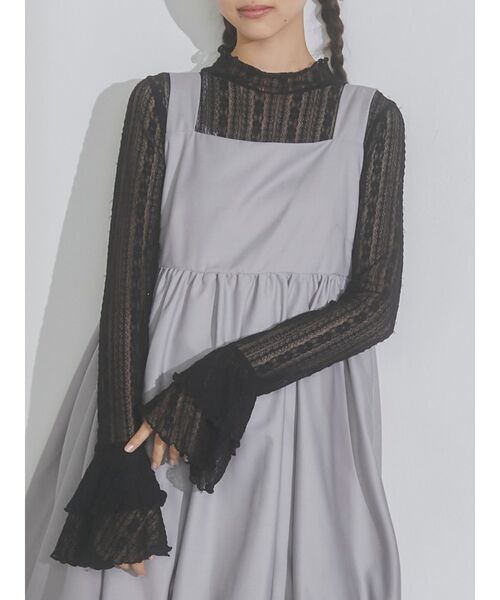 merry jenny(メリージェニー)の「Wフレアスリーブレースtops(Tシャツ/カットソー・レディース・オフホワイト/ブラック/グリーン・FREE)」の2枚目の写真