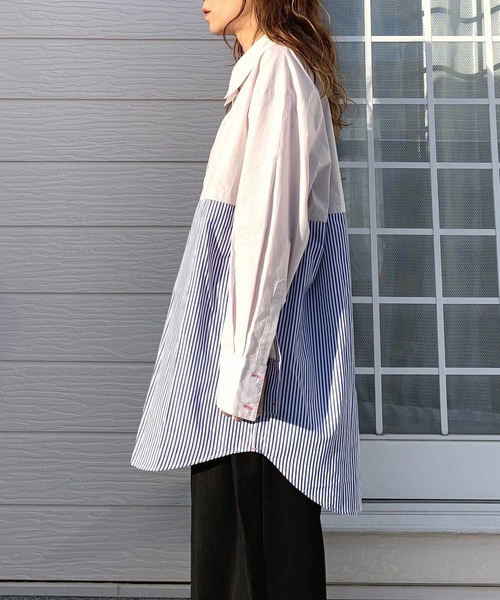 Q（キュー）の「ストライプドッキングシャツ2（シャツ/ブラウス・レディース・ホワイト/ライトグレー・MEDIUM）」の4枚目の写真