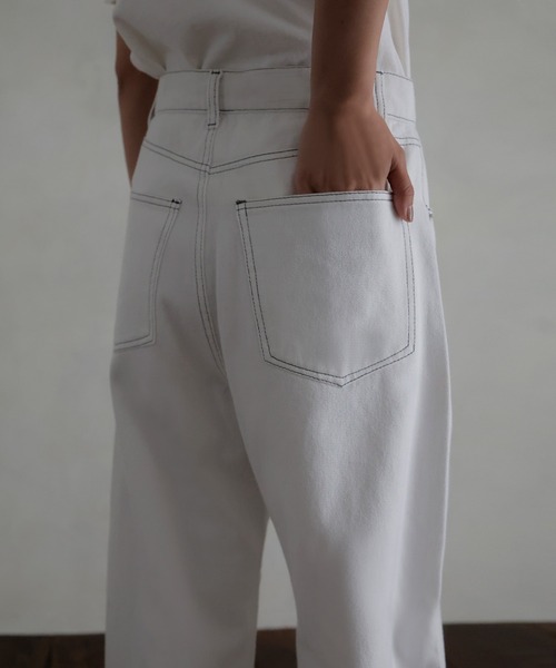 hellam（へラム）の「カーブデニムパンツ（デニムパンツ・レディース・ブラック/ホワイト/インディゴブルー/ブルー/ライトブルー・SMALL/MEDIUM）」の19枚目の写真