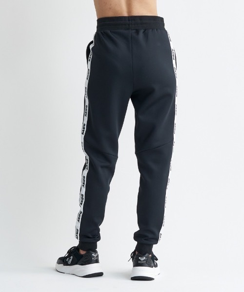 ROXY(ロキシー)の「MY WAY PANTS/ロキシー速乾UVカット付きサイドロゴテープラインデザインテーパードスウェットパンツ(スウェットパンツ・レディース・ブラック/グレー/ホワイト・LARGE/MEDIUM/SMALL)」の6枚目の写真