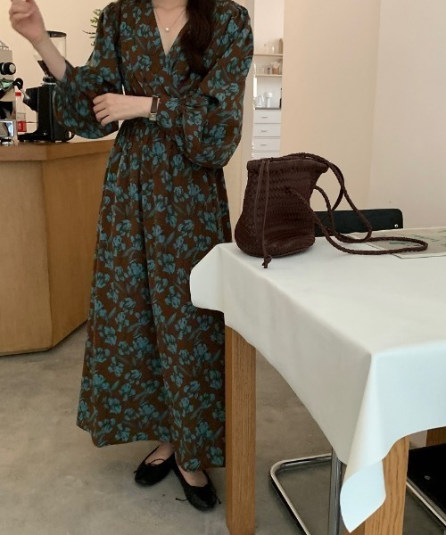 N.s(エヌドットエス)の「花柄カシュクールワンピース(ワンピース・レディース・ブルー/パープル・FREE)」の3枚目の写真