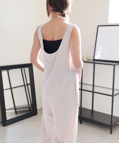 ULEULA（ウルア）の「2WAYオールインワン/ジャンプスーツサロペット（サロペット/オーバーオール・レディース・アイボリー/ブラック/チャコールグレー・FREE）」の16枚目の写真