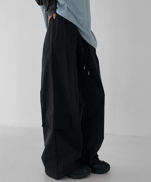 BLACKUP（ブラックアップ）の「[MADE] レッキーカーゴ2WAYバンディングパンツ（カーゴパンツ・レディース・チャコールグレー/ベージュ/ブラック・FREE）」の2枚目の写真