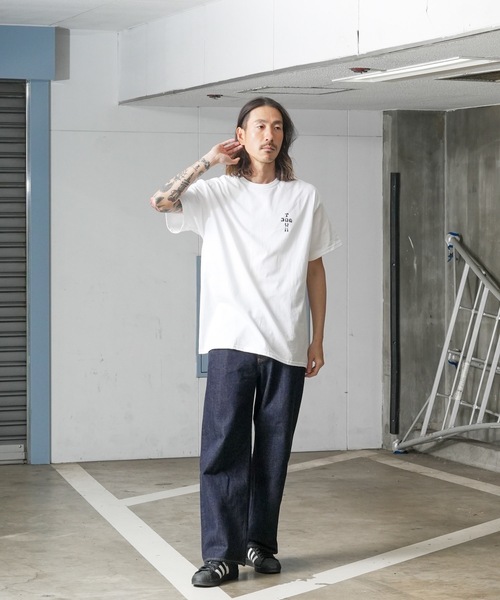 DOGTOWN（ドッグタウン）の「TOKYO S/S T-SHIRTS/ドッグタウン胸ロゴ&バッグプリントスタンダードシルエットTOKYOデザイン半袖カットソー（Tシャツ/カットソー・メンズ・ブラック/ホワイト・MEDIUM/LARGE/X-LARGE）」の5枚目の写真