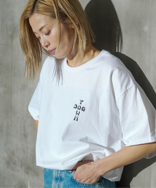 DOGTOWN（ドッグタウン）の「TOKYO S/S T-SHIRTS/ドッグタウン胸ロゴ&バッグプリントスタンダードシルエットTOKYOデザイン半袖カットソー（Tシャツ/カットソー・メンズ・ブラック/ホワイト・MEDIUM/LARGE/X-LARGE）」の14枚目の写真