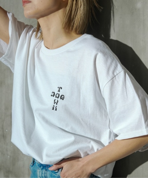 DOGTOWN（ドッグタウン）の「TOKYO S/S T-SHIRTS/ドッグタウン胸ロゴ&バッグプリントスタンダードシルエットTOKYOデザイン半袖カットソー（Tシャツ/カットソー・メンズ・ブラック/ホワイト・MEDIUM/LARGE/X-LARGE）」の16枚目の写真
