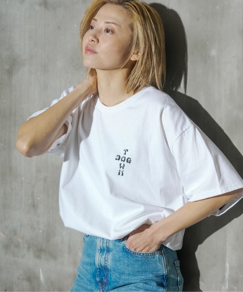 DOGTOWN（ドッグタウン）の「TOKYO S/S T-SHIRTS/ドッグタウン胸ロゴ&バッグプリントスタンダードシルエットTOKYOデザイン半袖カットソー（Tシャツ/カットソー・メンズ・ブラック/ホワイト・MEDIUM/LARGE/X-LARGE）」の15枚目の写真
