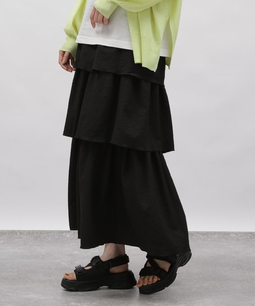 LAKOLE(ラコレ)の「ポコポコティアードスカート / 116530(スカート・レディース・ベージュ/ブラック/ブルー・SMALL/MEDIUM)」の16枚目の写真