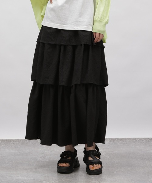 LAKOLE(ラコレ)の「ポコポコティアードスカート / 116530(スカート・レディース・ベージュ/ブラック/ブルー・SMALL/MEDIUM)」の10枚目の写真