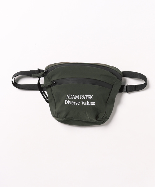 ADAM PATEK(アダムパテック)の「【Km】【it】【ADAM PATEK】nylon mini shoulder bag/ナイロンミニショルダーバッグ(ショルダーバッグ・メンズ・ブラック/カーキ・FREE)」の2枚目の写真