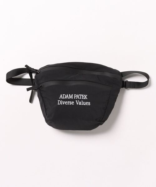 ADAM PATEK(アダムパテック)の「【Km】【it】【ADAM PATEK】nylon mini shoulder bag/ナイロンミニショルダーバッグ(ショルダーバッグ・メンズ・ブラック/カーキ・FREE)」の1枚目の写真
