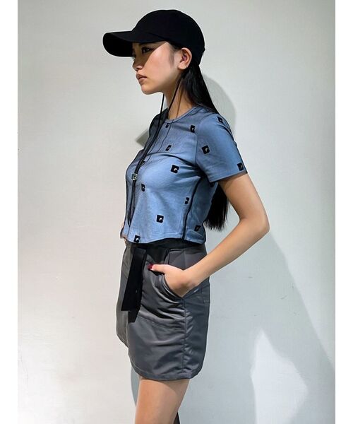 EMODA(エモダ)の「チュールレイヤードトップス(Tシャツ/カットソー・レディース・ブラック/ホワイト/ブルー・FREE)」の17枚目の写真