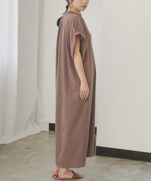 hunch(ハンチ)の「接触冷感 バンドカラー シャツワンピース(シャツワンピース・レディース・ブラック/ブラウン/ベージュ・FREE)」の12枚目の写真