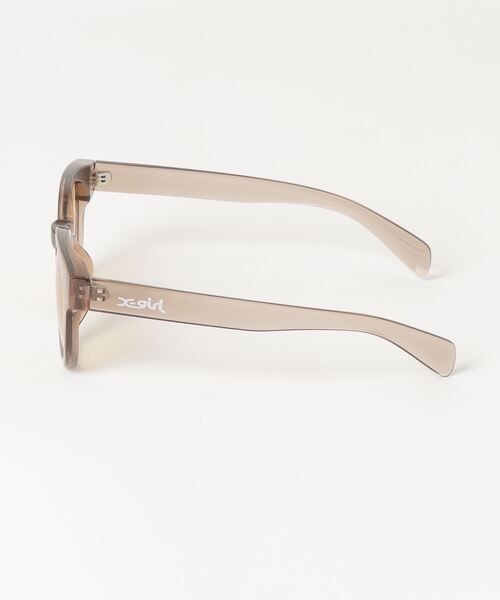 X-girl（エックスガール）の「MILLS LOGO CLEAR FRAME SUNGLASSES（サングラス・レディース・ブラウン/グレー・ONE SIZE）」の9枚目の写真