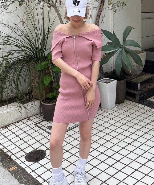 SPIRALGIRL（スパイラルガール）の「ビックカラーフルジップ半袖タイトリブワンピース（ワンピース・レディース・オフホワイト/ピンク/ブラック・FREE）」の8枚目の写真