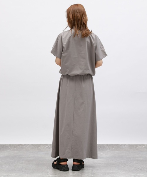 LAKOLE(ラコレ)の「カットドロストプルオーバー / 115153(Tシャツ/カットソー・レディース・ブラック/グレー/サンドグレー・SMALL/MEDIUM)」の12枚目の写真