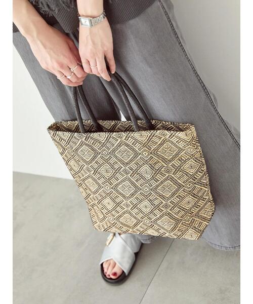 Samansa Mos2 blue（サマンサモスモスブルー）の「アソートペーパートートバッグ（ハンドバッグ・レディース・キナリ/ブラック/ブルー・F）」の4枚目の写真