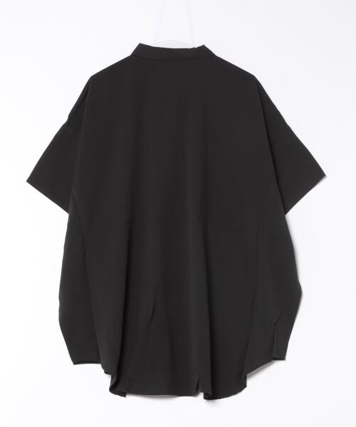 BACK NUMBER(バックナンバー)の「【BACK NUMBER】ポンチョシルエット半袖チュニックシャツ(チュニック・レディース・ライラック/オフホワイト/ダークグレー・L/M)」の4枚目の写真